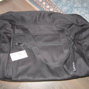 Vera Bradley Large Cotton Travel Duffel Black New with Tags